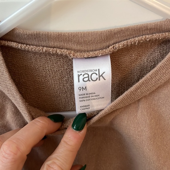 SOLD Nordstrom Rack Sweatshirt - Picture 2 of 4